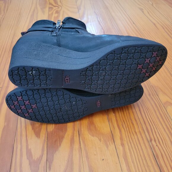 Ugg 9 Black Leather Wedge Ankle Boots EMALIE - Picture 4 of 9